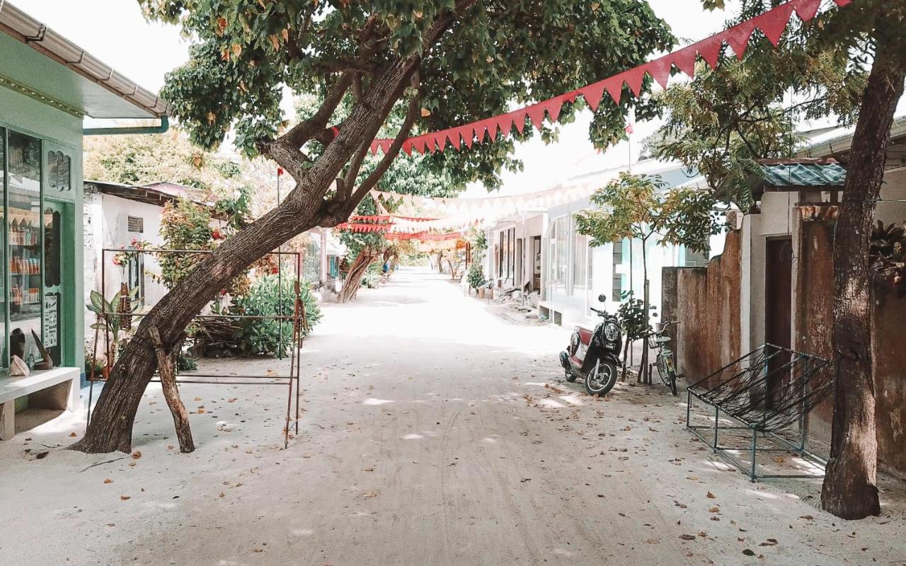 Hotel Bliss Dhigurah à Dhigurah  Extérieur photo