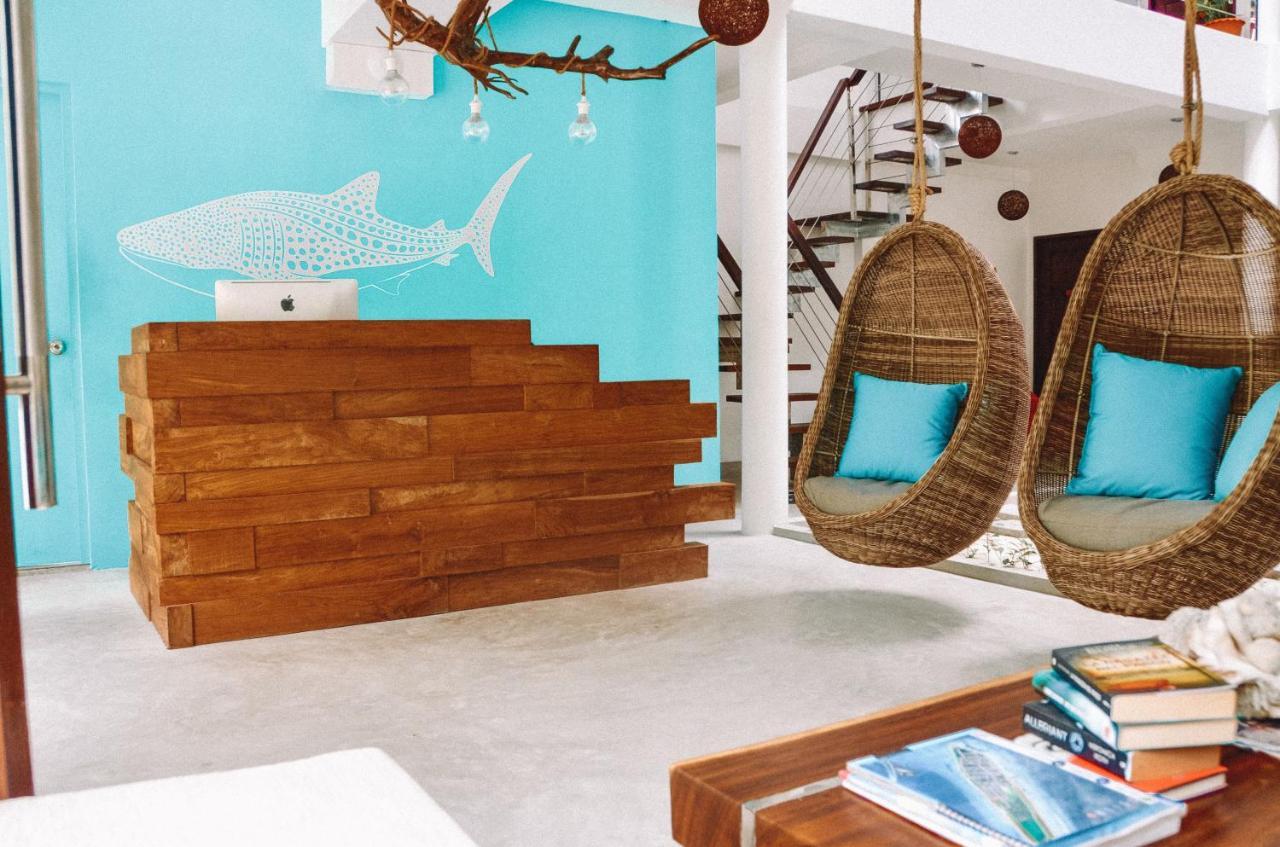 Hotel Bliss Dhigurah à Dhigurah  Extérieur photo
